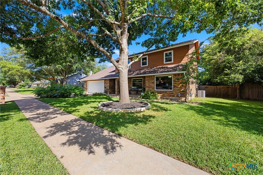 House in Austin, Texas, United States 5 - 17898389