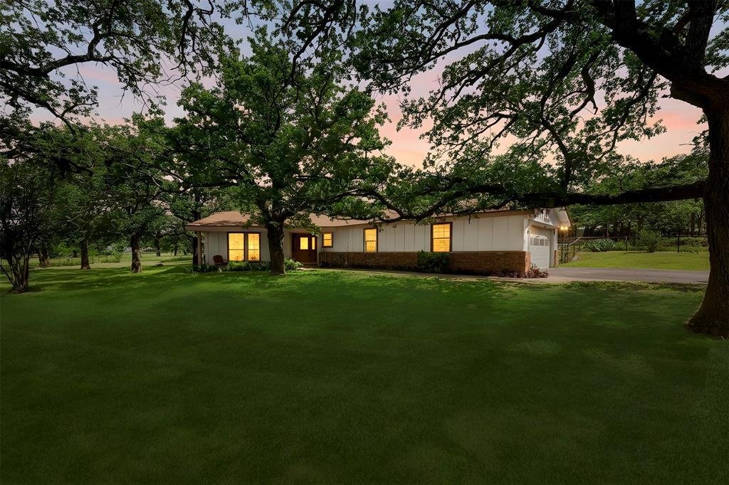 House in Joshua, Texas, United States 2 - 17895929