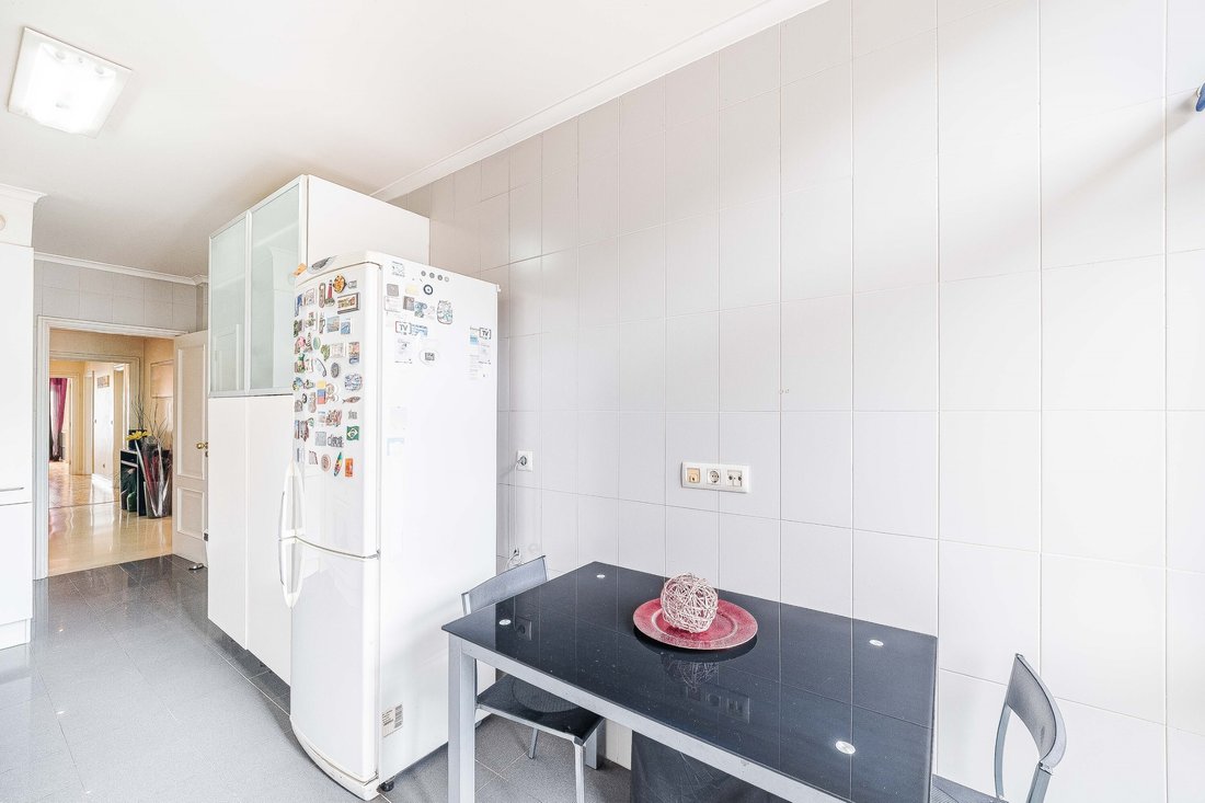 Apartment in Carcavelos e Parede, Lisbon, Portugal 5 - 17900080