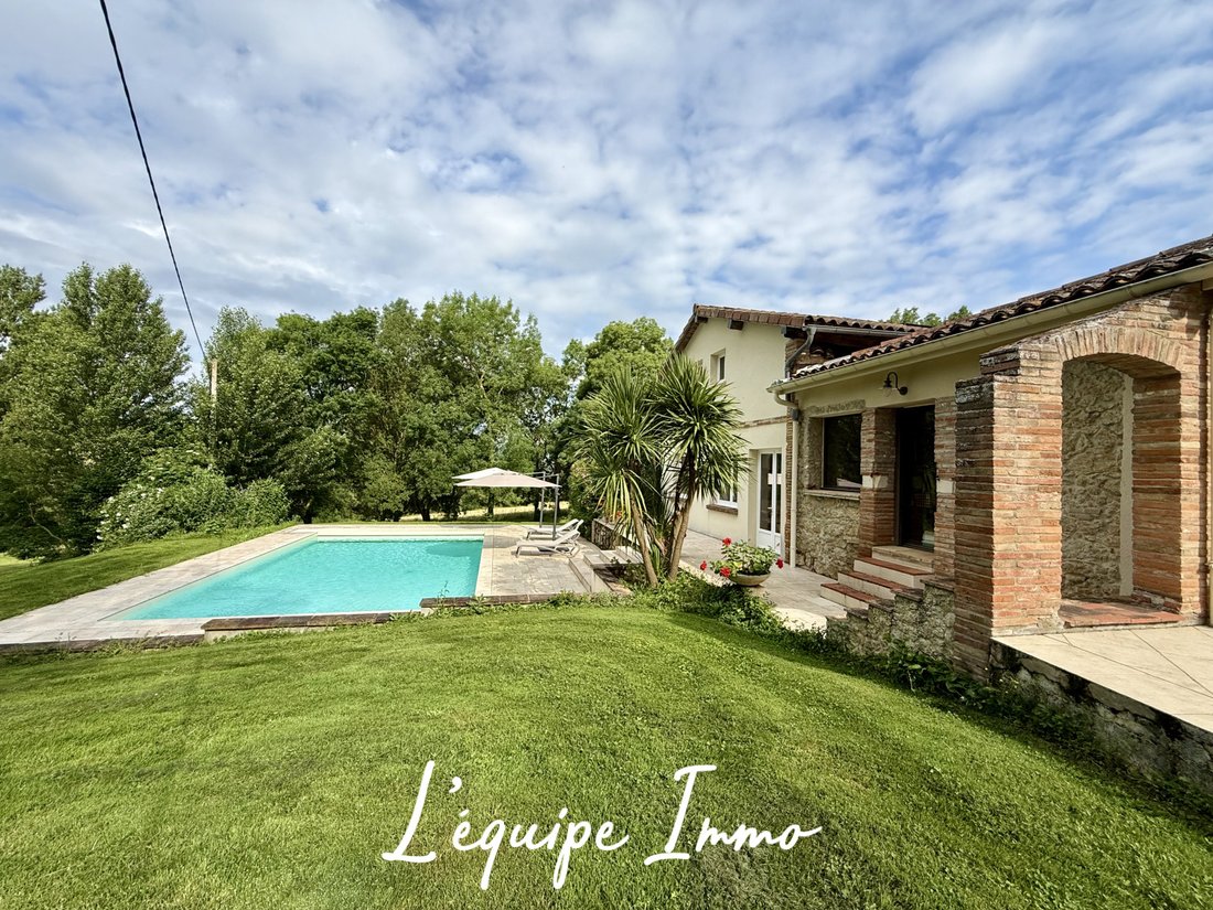 House in Casse Martin, L'Isle-Jourdain, France 1 - 16498726