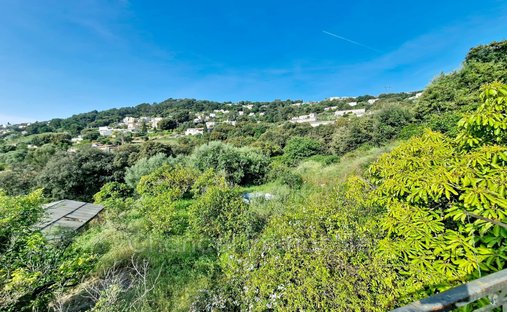 Villa in Saint-Laurent-du-Var, Provence-Alpes-Côte d'Azur, France 1