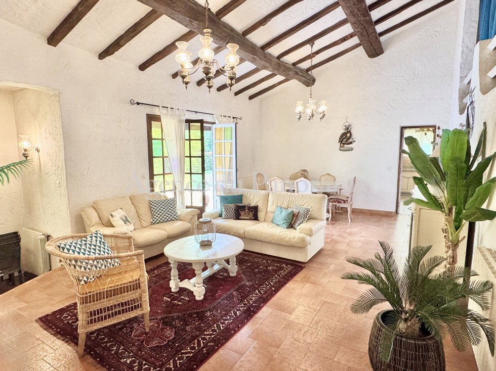 Villa in Saint-Cézaire-sur-Siagne, Provence-Alpes-Côte d'Azur, France 2 - 17896422