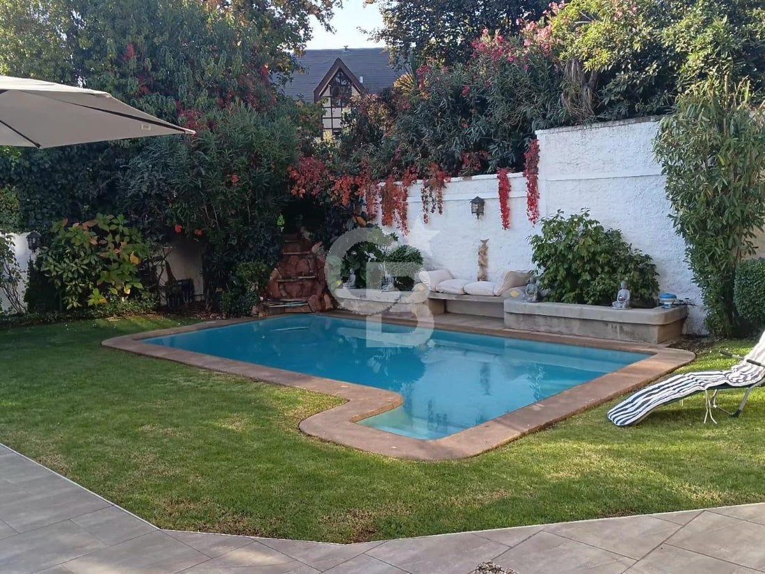 House in Las Condes, Santiago Metropolitan Region, Chile 2 - 17896515
