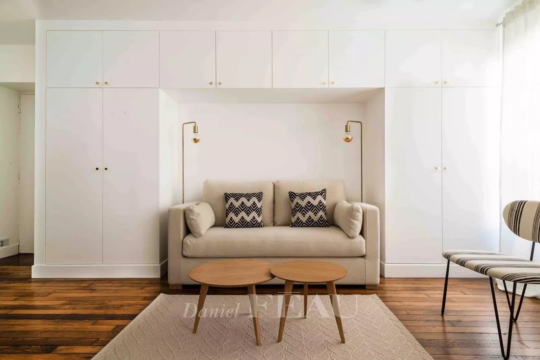 Apartment in Monnaie, Paris 6e Arrondissement, Paris 5 - 17896958