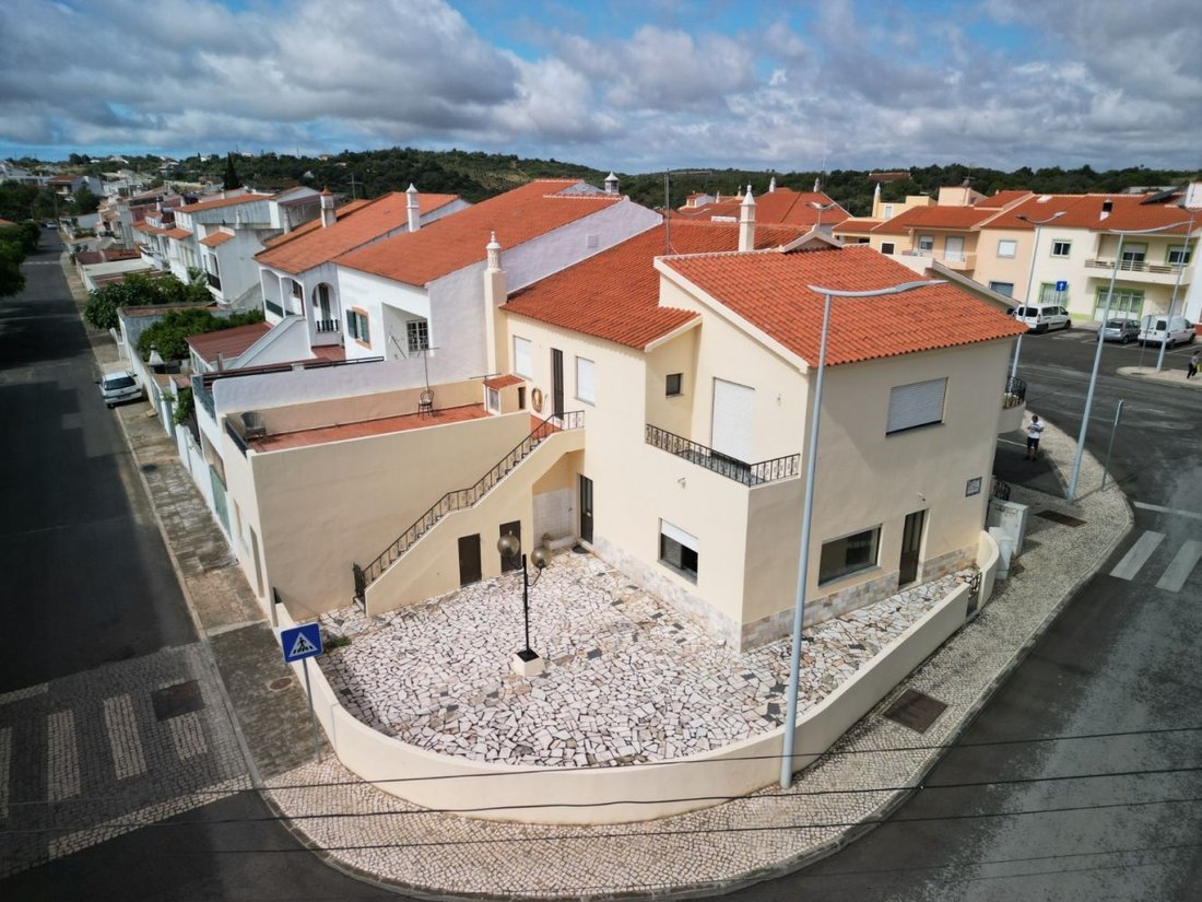 Silves, Algarve, Portugal 2 - 17896175