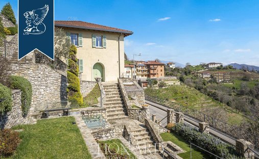 Villa a Montevecchia, Lombardia, Italia 1