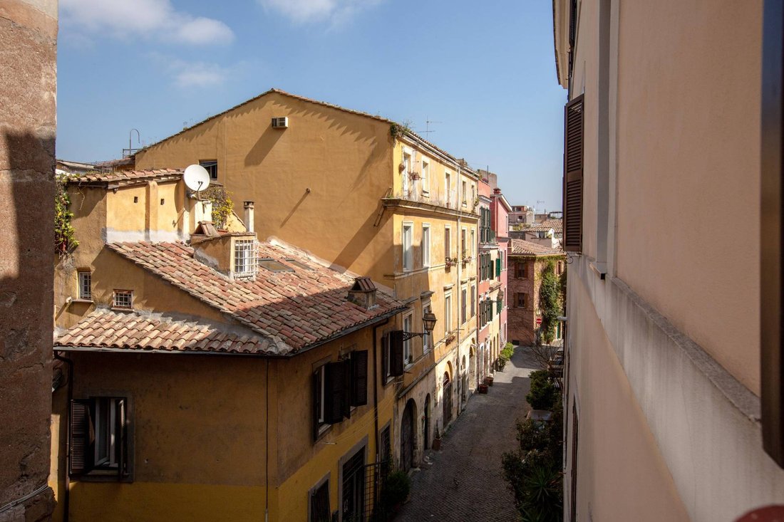 Apartment in Trastevere, Rome, Italy 4 - 17900836
