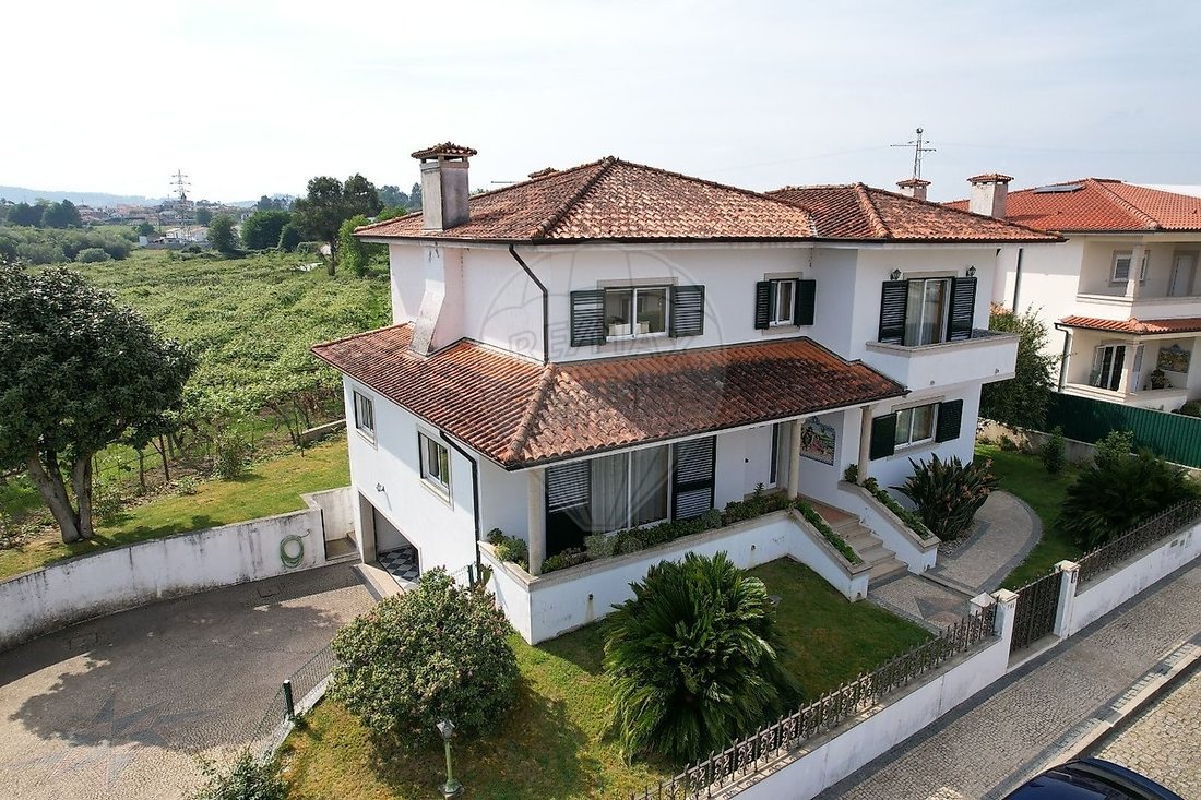 House in Margaride (Santa Eulalia), Varzea, Lagares, Varziela e Moure, Porto District, Portugal 1 - 17898963
