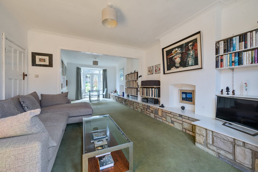 House in Barnet, England 5 - 17895458