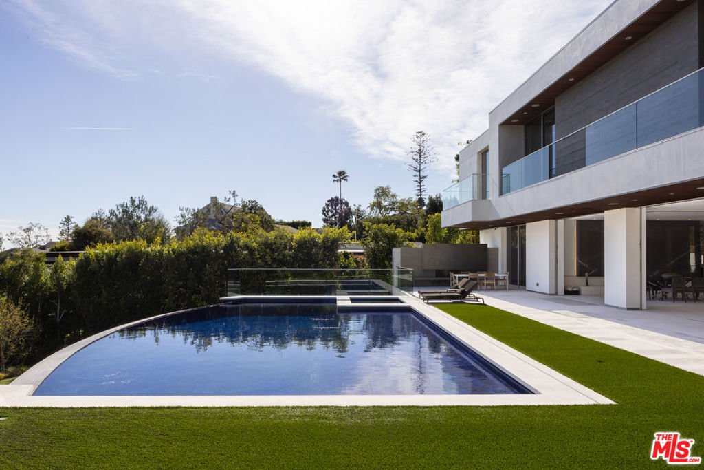 House in Los Angeles, California, United States 2 - 17901644