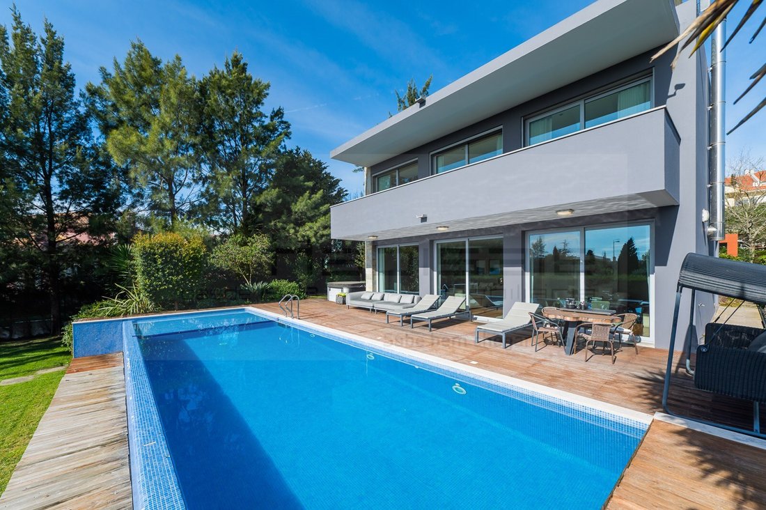 House in Belas, Lisbon, Portugal 2 - 17900158