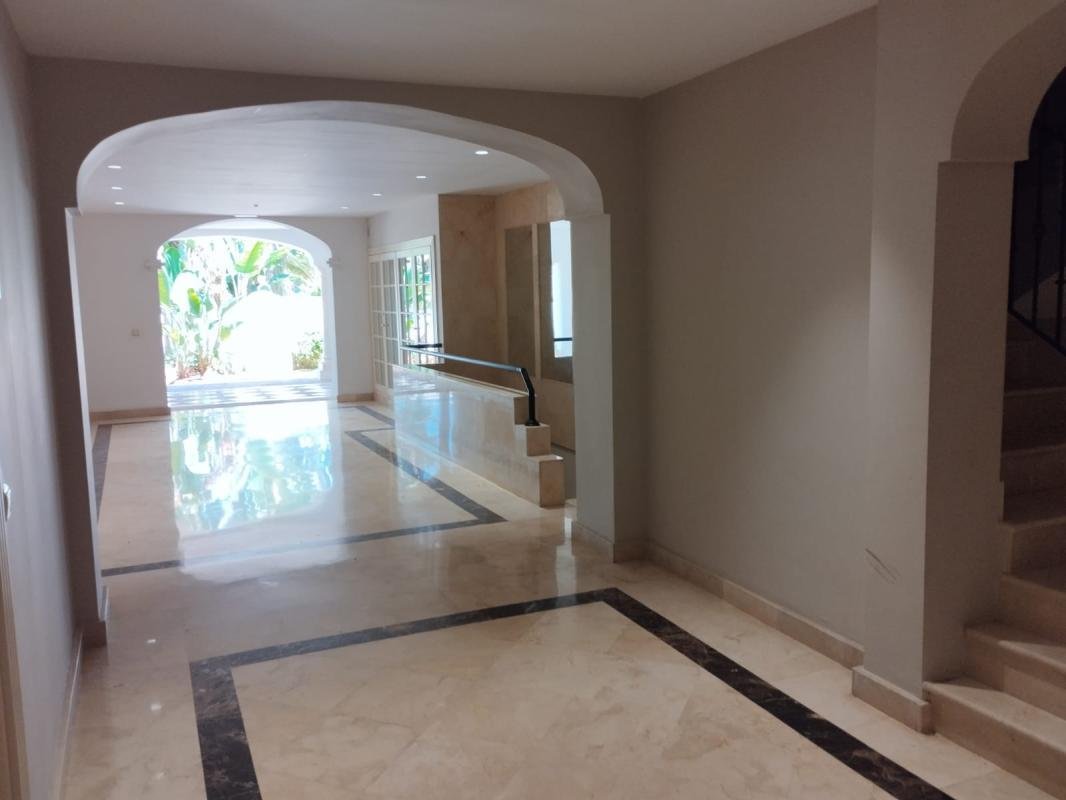 Apartment in Marbella, Andalusia, Spain 3 - 17898669