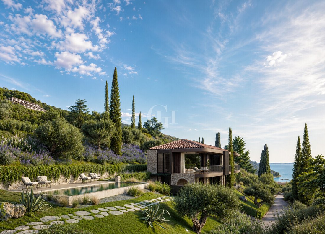 Penthouse in Torri del Benaco, Veneto, Italy 3 - 17555468