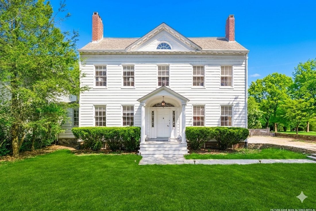 Sag Harbor, New York, United States 1 - 17896680