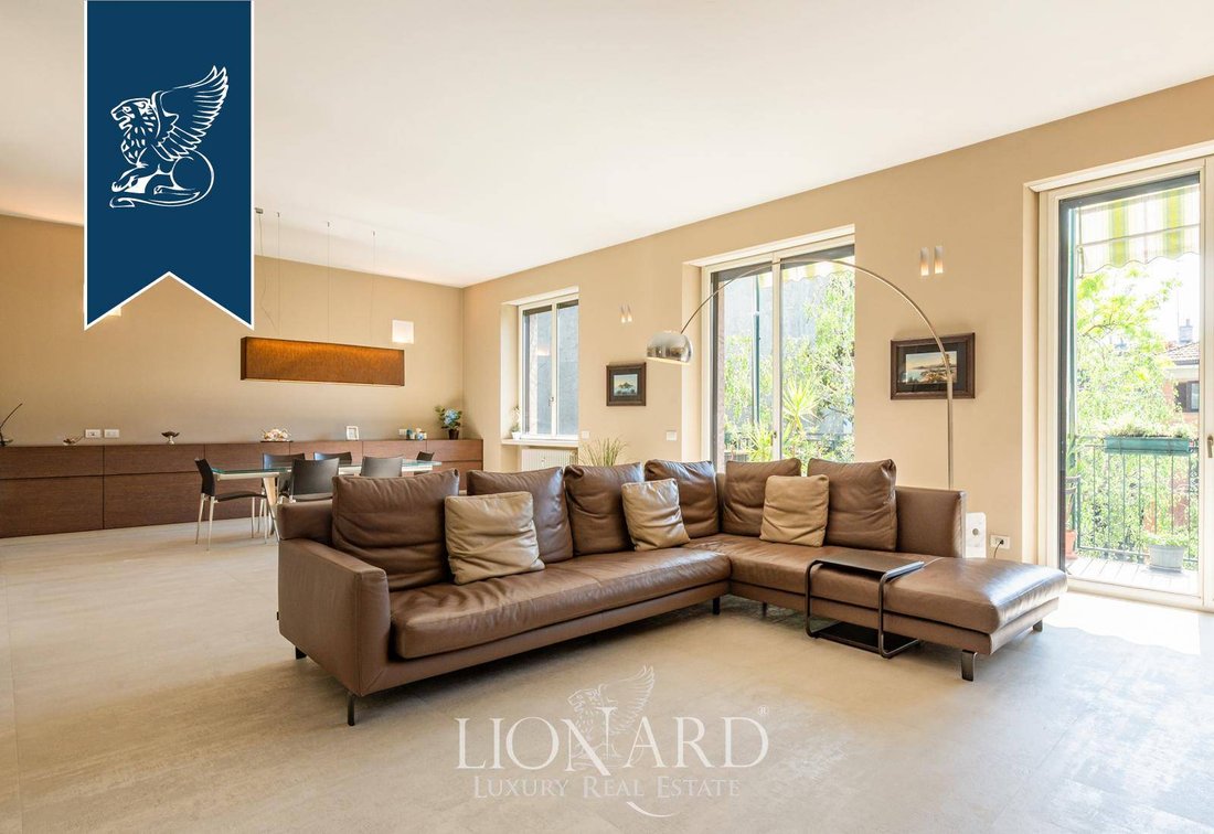 Apartment in Porta Vittoria, Milan, Lombardy 2 - 17900259