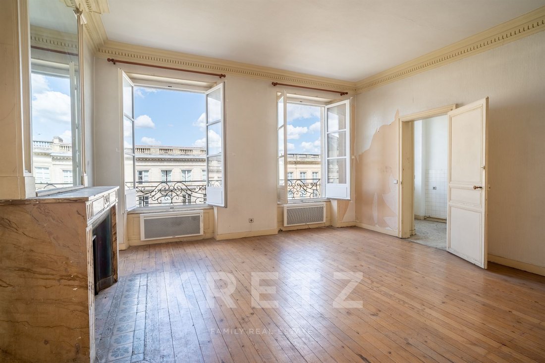Apartment in Hôtel de Ville-Quinconce-Saint Seurin-Fondaudège, Bordeaux, France 3 - 17897098