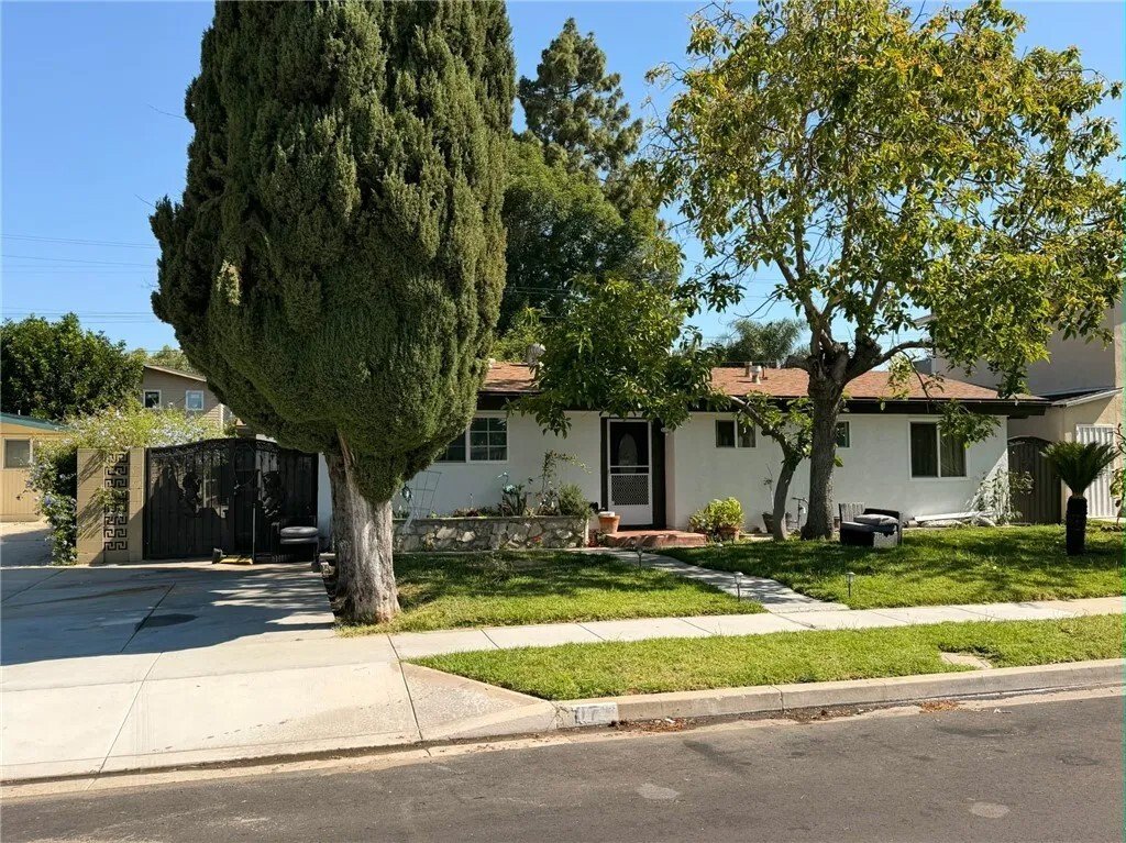 House in Orange, California, United States 2 - 17899405
