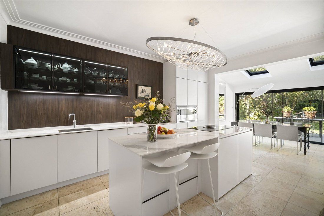 House in Castelnau, Richmond Upon Thames, England 3 - 17897526