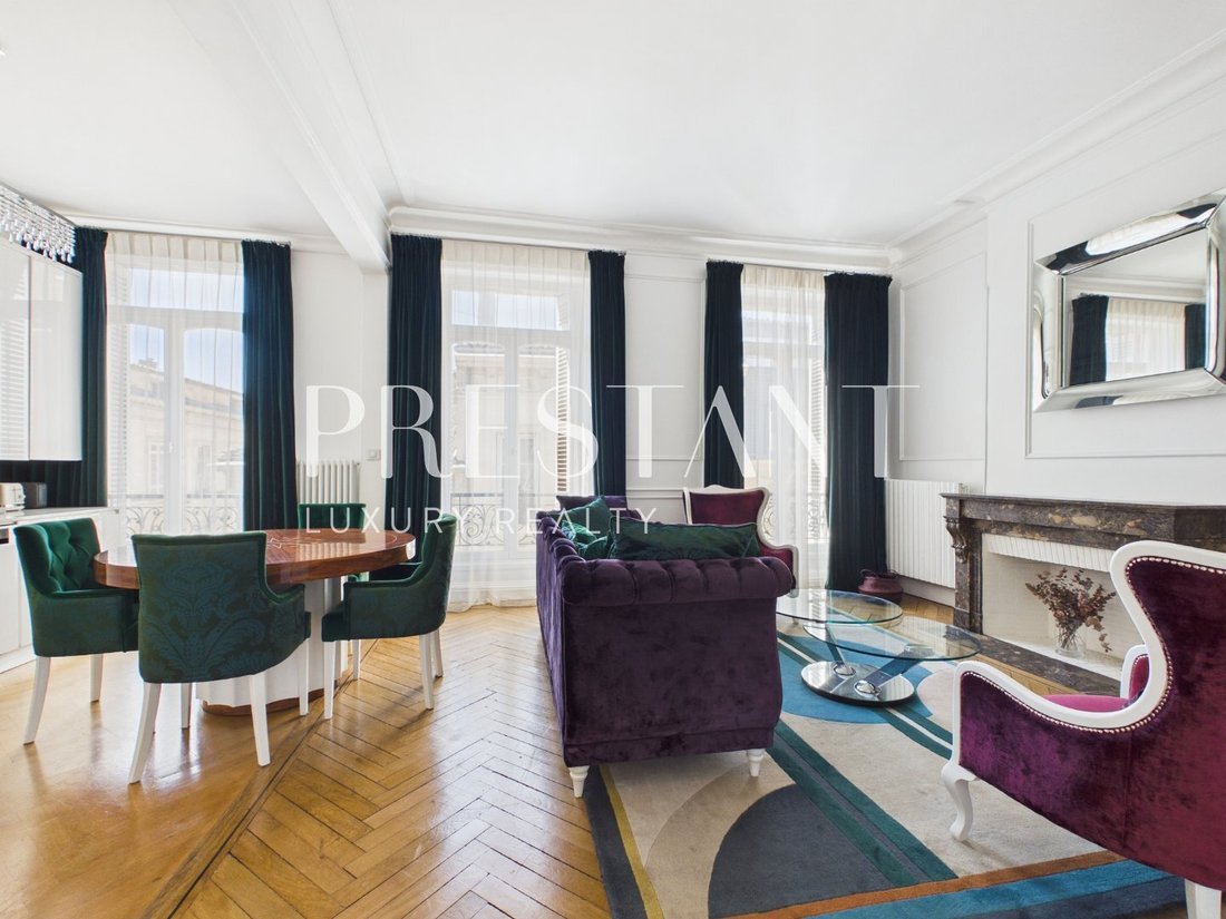 Apartment in Hôtel de Ville-Quinconce-Saint Seurin-Fondaudège, Bordeaux, France 1 - 17900200