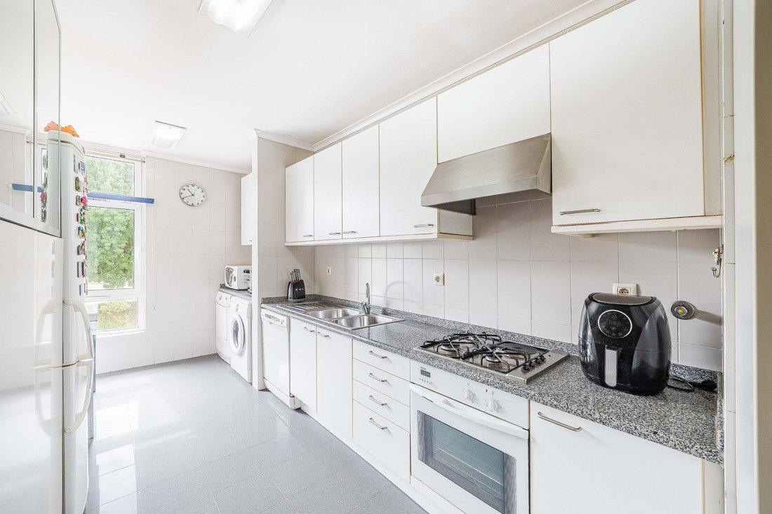 Apartment in Carcavelos e Parede, Lisbon, Portugal 2 - 17900080