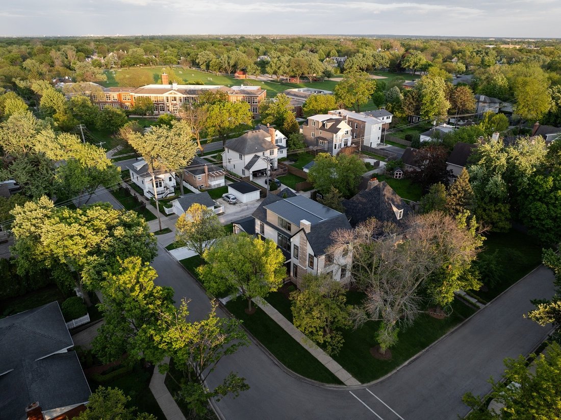 House in Hinsdale, Illinois, United States 2 - 17895822