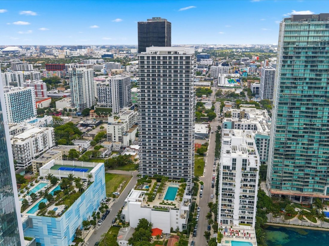 Condo in Miami, Florida, United States 1 - 17898569