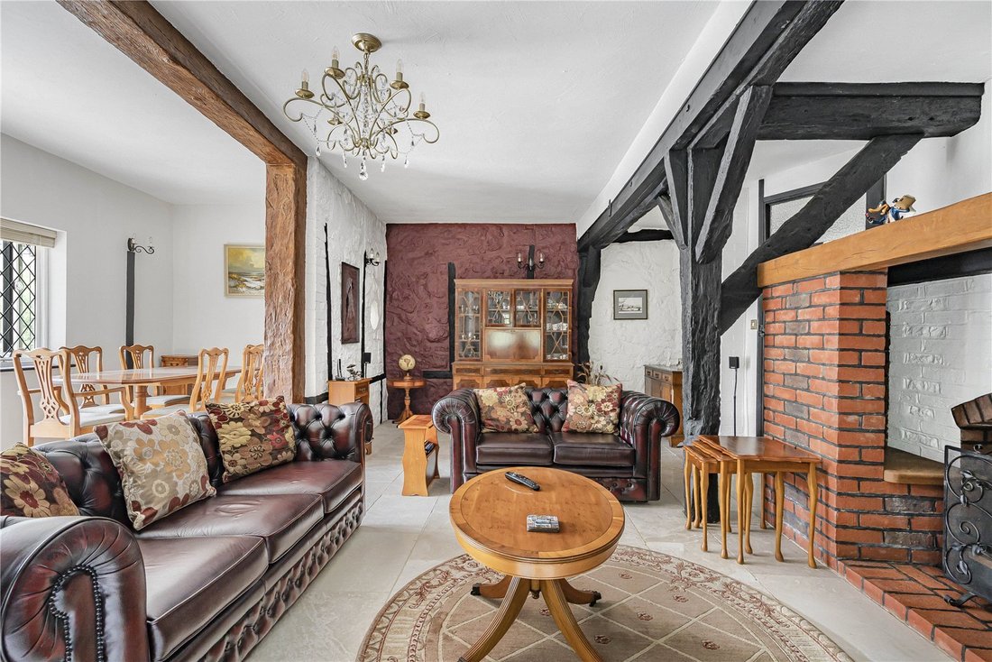 House in Pulborough, England 5 - 17898285