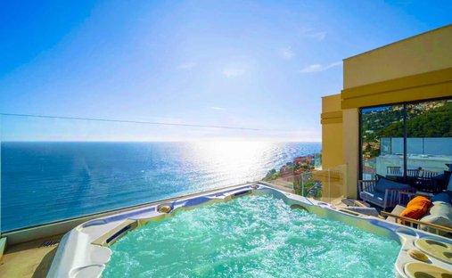 Villa in Cabbe-Saint Roman, Roquebrune-Cap-Martin, France 1