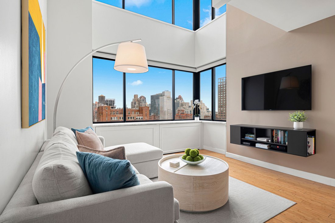 Condo in New York, New York, United States 1 - 17900076