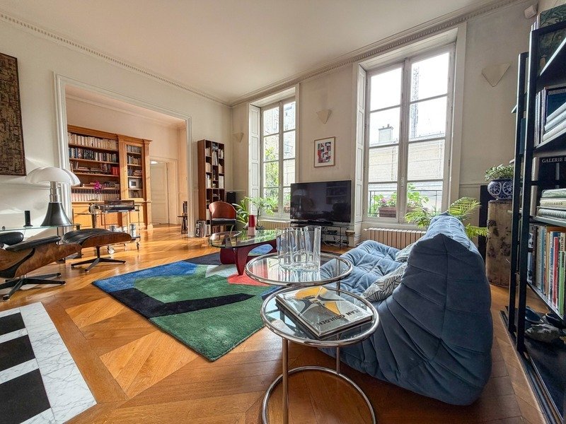 Apartment in Elysées-Madeleine, Paris 8e Arrondissement, Paris 5 - 17900030