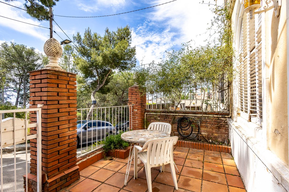 Townhouse in Esplugues de Llobregat, Catalonia, Spain 2 - 17899344