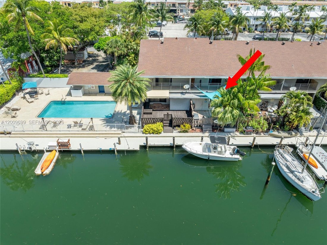 Townhouse in Golden Beach, Florida, United States 3 - 17898604