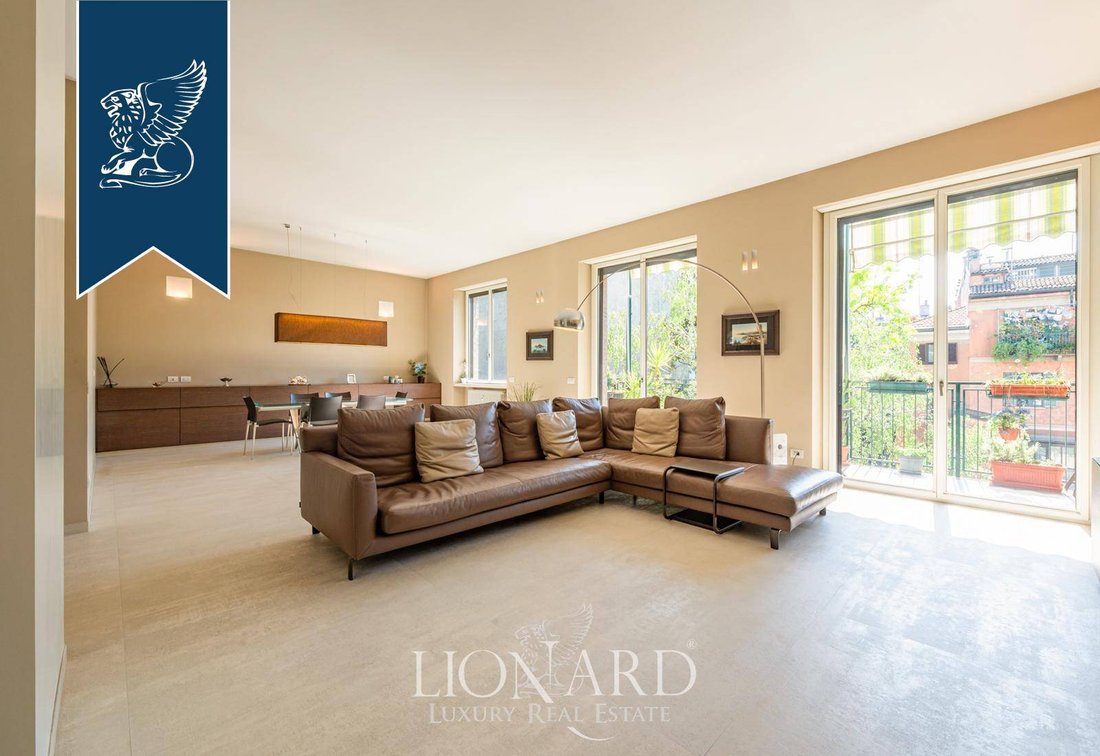 Apartment in Porta Vittoria, Milan, Lombardy 1 - 17900259