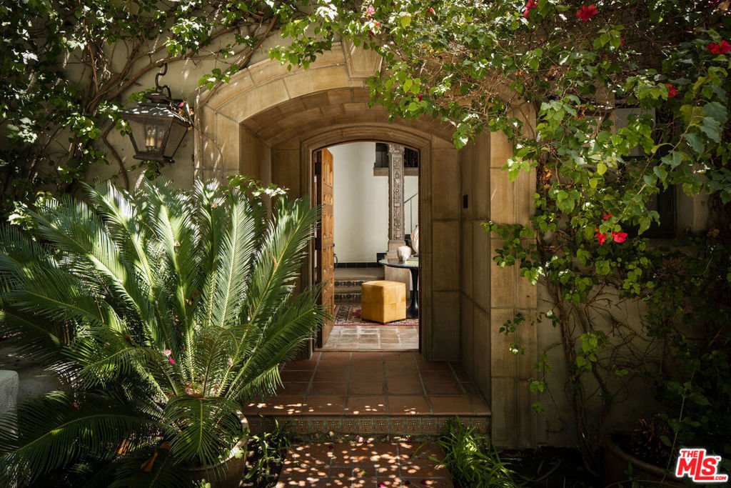 House in Los Angeles, California, United States 3 - 17895646