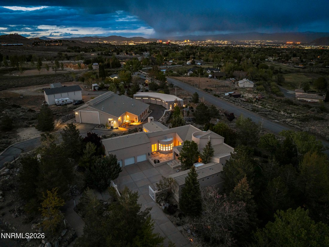 House in Reno, Nevada, United States 3 - 17898181