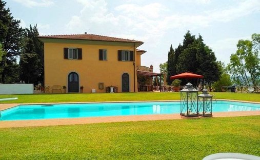 Casa di campagna a Santa Luce, Toscana, Italia 1