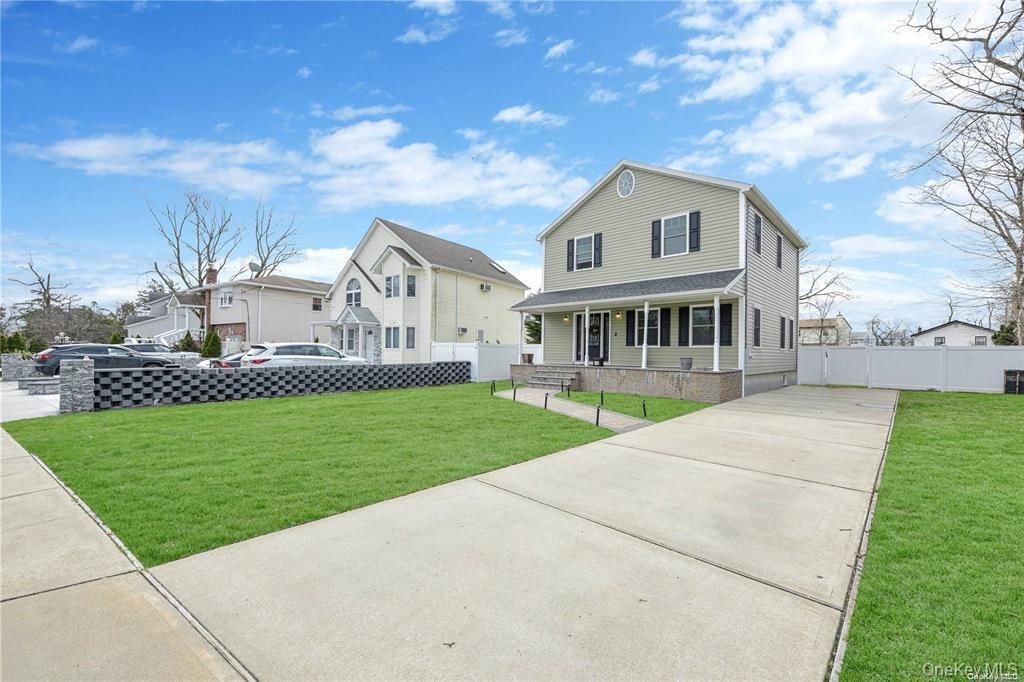House in Wantagh, New York, United States 2 - 17901687