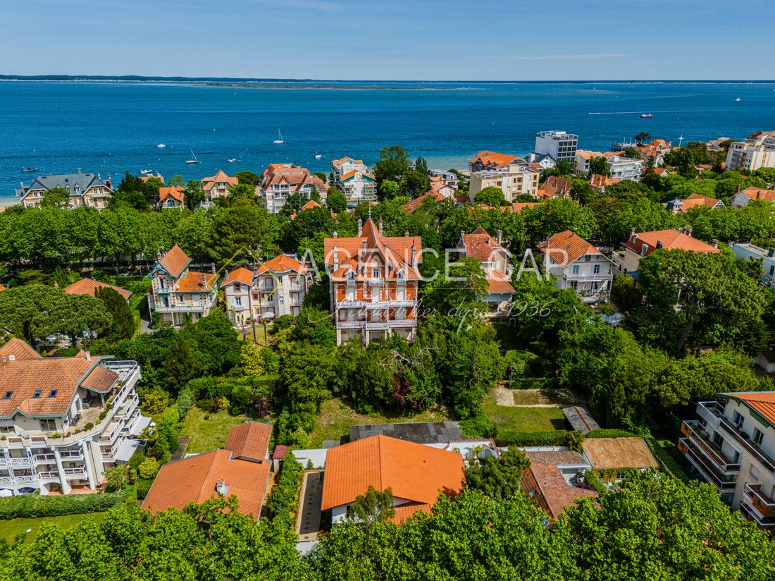 Villa in Aiguillon, Arcachon, France 1 - 17099706
