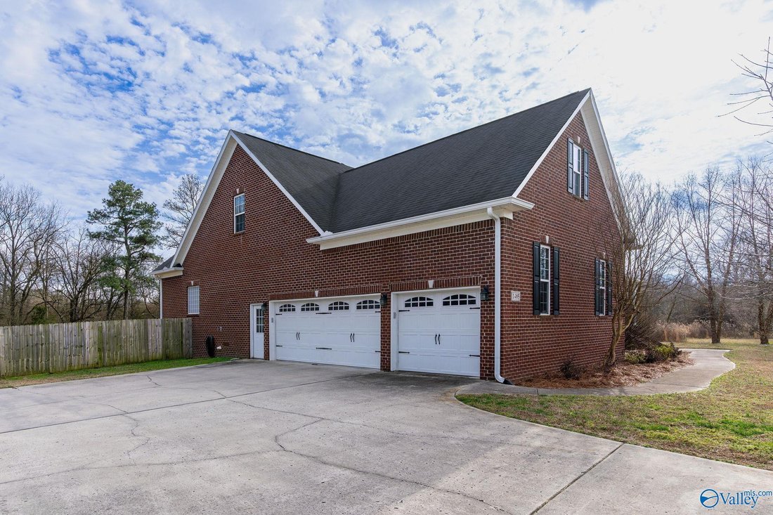 House in Guntersville, Alabama, United States 4 - 17681233