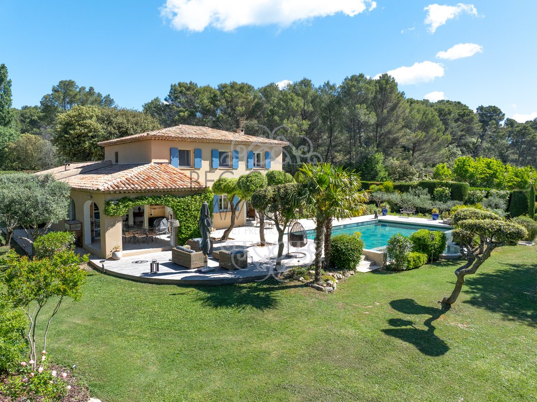 House in Le Tholonet, Provence-Alpes-Côte d'Azur, France 3 - 17896236