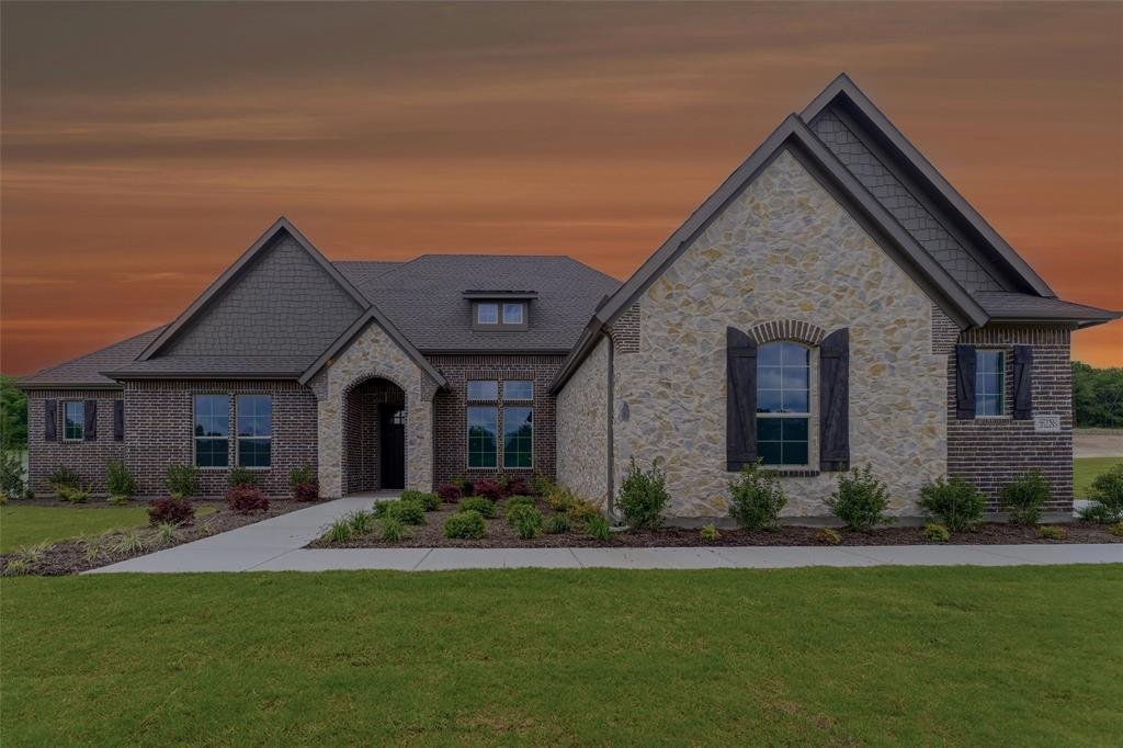 House in Granbury, Texas, United States 1 - 17236547