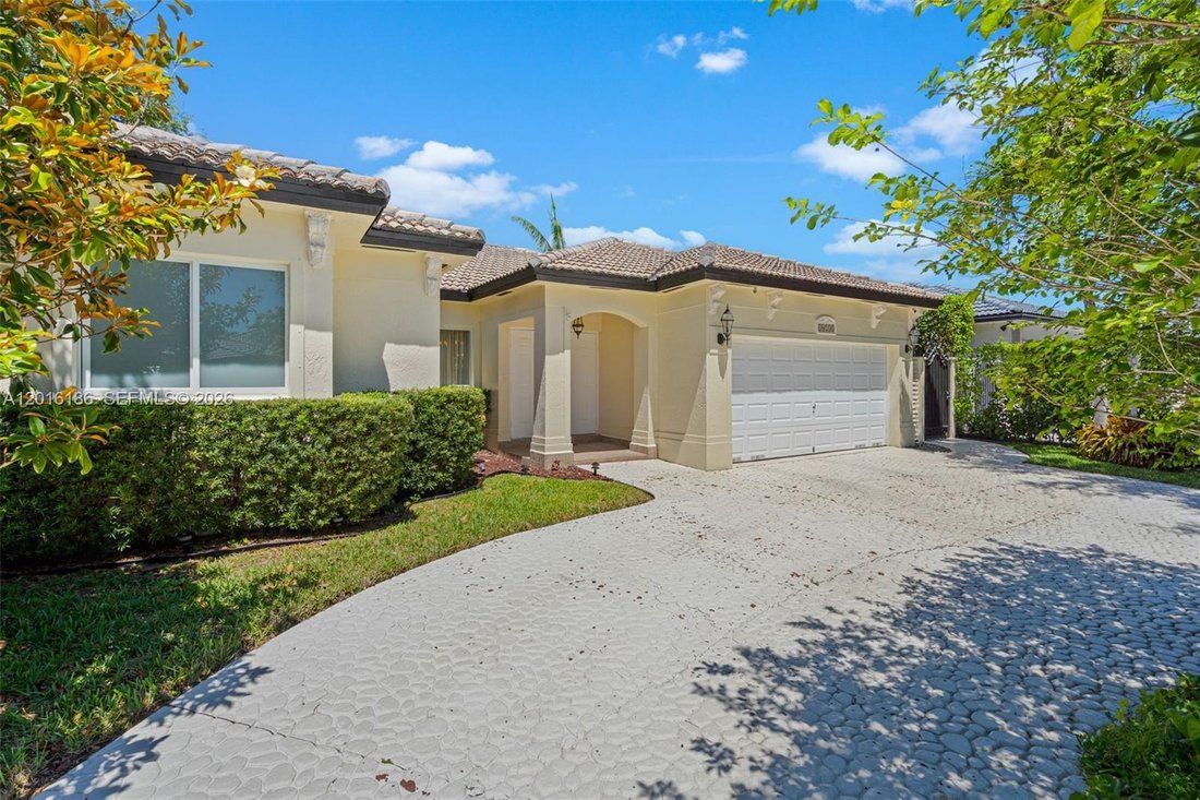 Maison à Miami Lakes, Floride, États-Unis 2 - 17895864