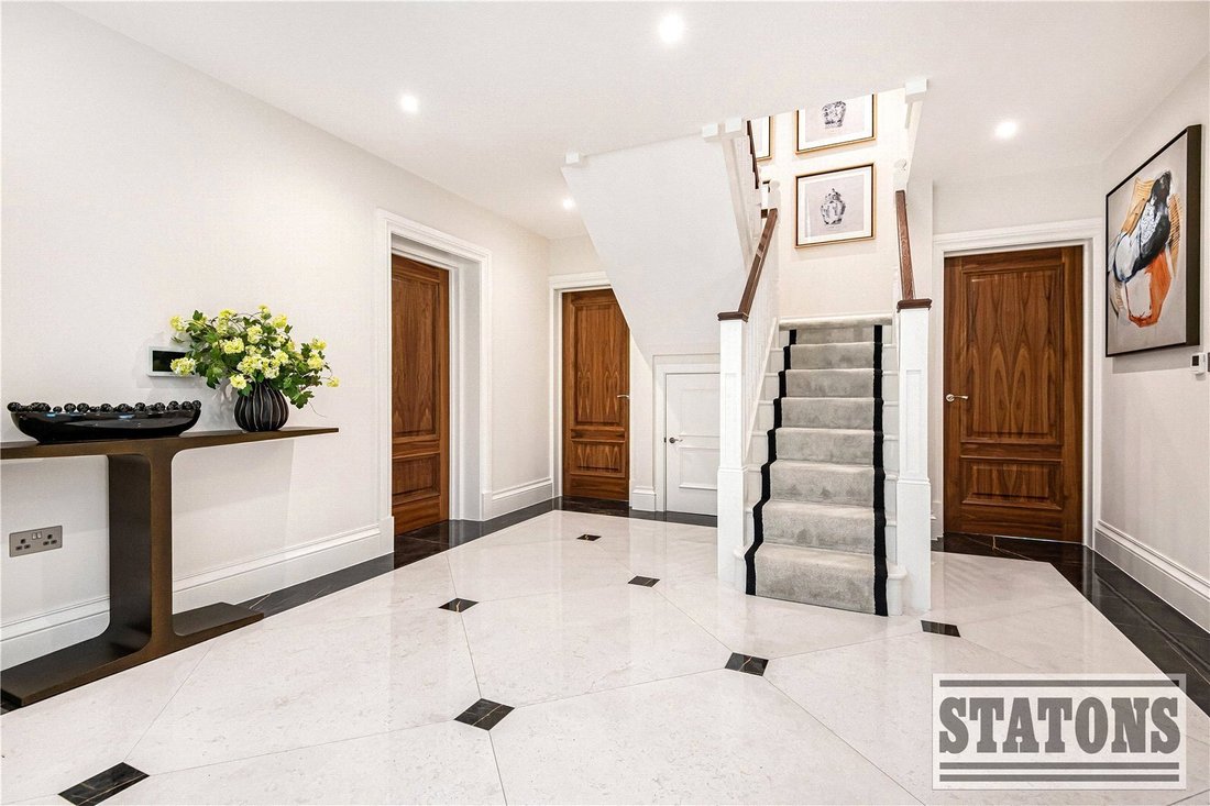 House in Cuffley, Northaw, England 5 - 17898324