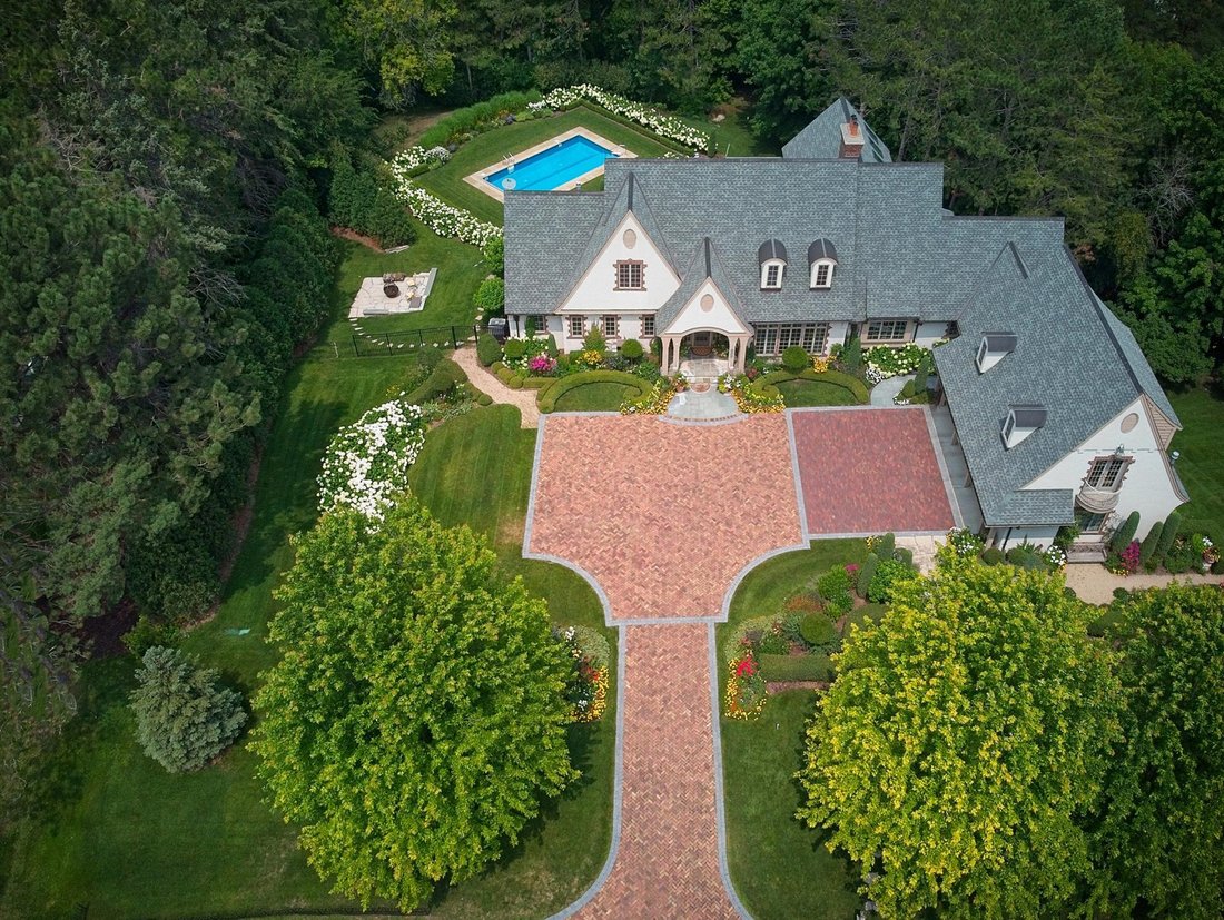 House in Wayzata, Minnesota, United States 2 - 17896520