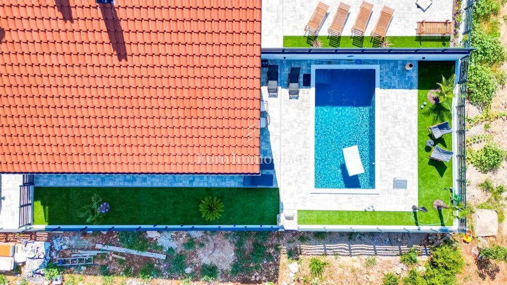 House in Malinska, Primorje-Gorski Kotar County, Croatia 2 - 17899530