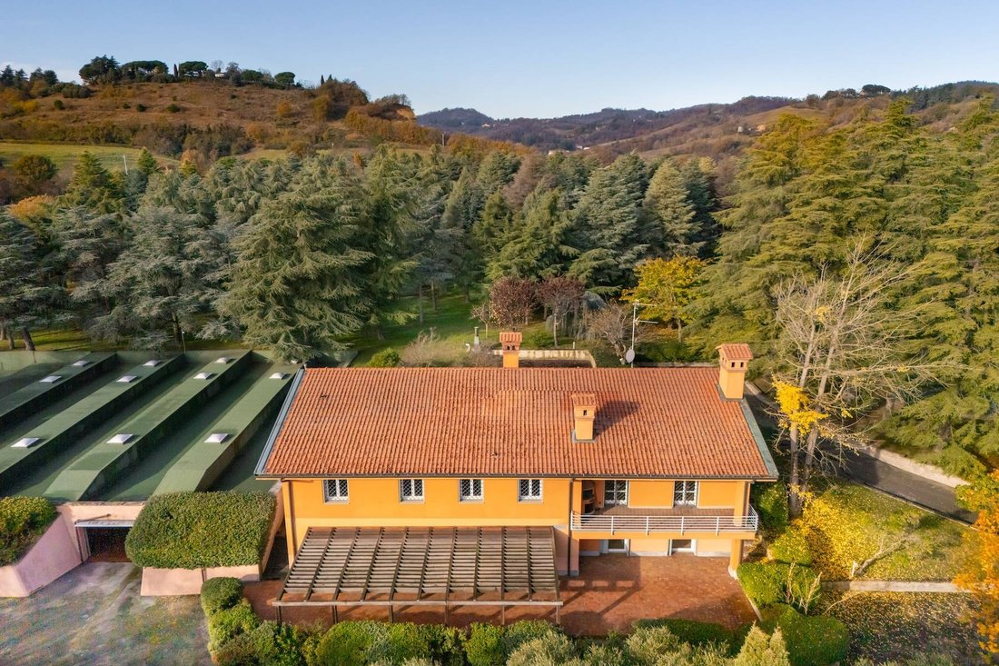 House in Sasso Marconi, Emilia-Romagna, Italy 1 - 17896484