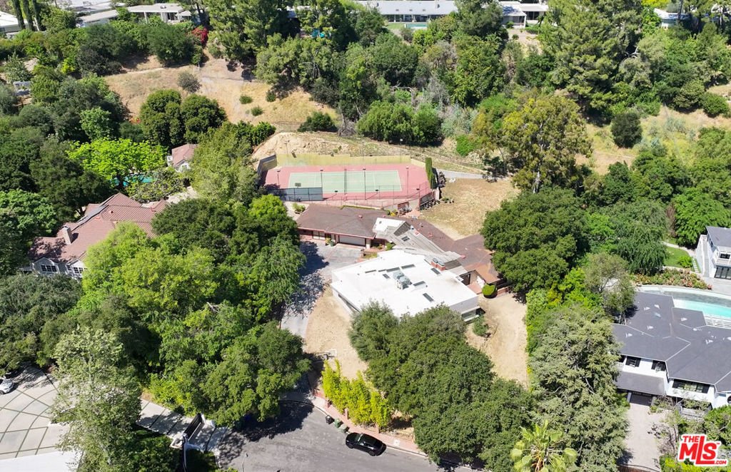 House in Los Angeles, California, United States 2 - 17899066