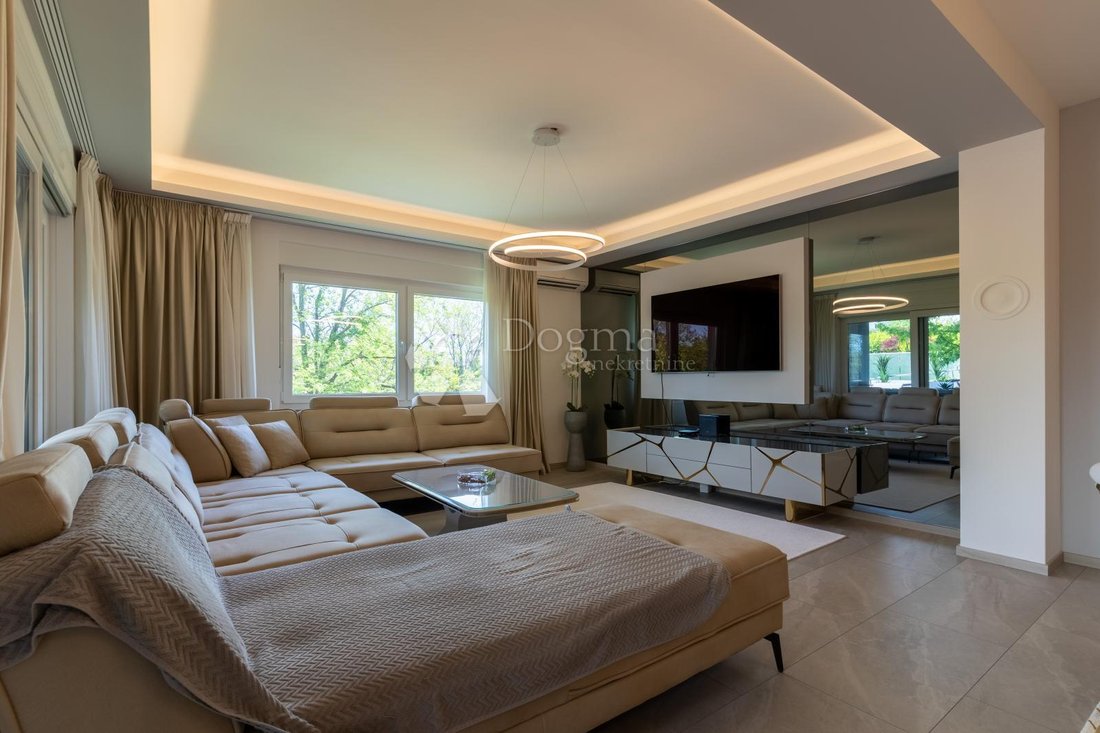 Apartment in Mjesni odbor "Jelenovec", Zagreb, City of Zagreb 2 - 17899839