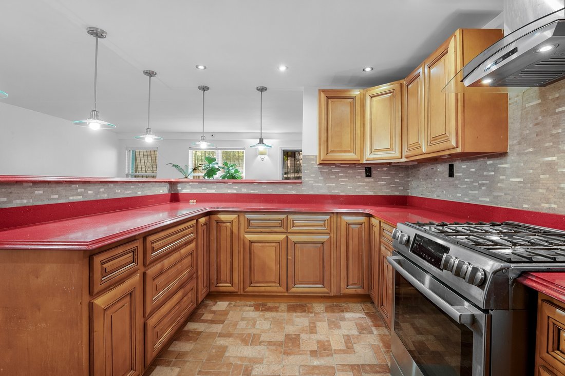 Villa in New York, New York, United States 2 - 17900773