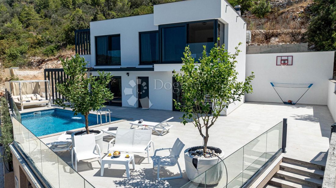 House in Vela Luka, Dubrovnik-Neretva County, Croatia 1 - 17899585